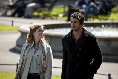 Amy Adams a Matthew Goode. Zdroj: distributor filmu
