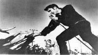 Elvis-Presley-600x338