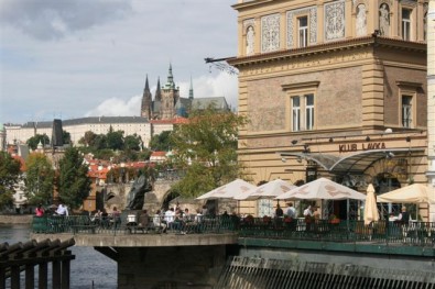 Lávka - hlavní vchod, Zdroj: lavka.cz, Ilona Jaworská