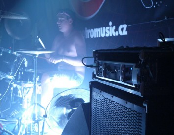 Crash Road music club Metro 