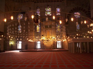 Uvnitř mešity, Foto: Jana Samcová, Topzine.cz