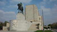 pamatnik-na-vitkove-1