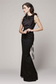 Malé černé a Louis Vuitton z kolekce fall 2009, Zdroj: style.com