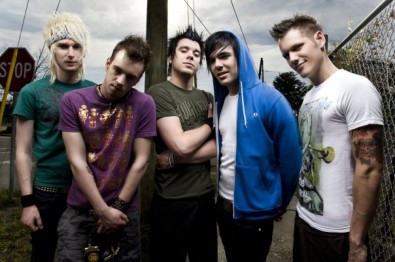 Destine Zdroj: myspace.com/destinedestine