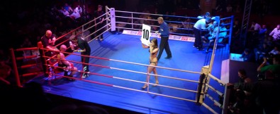 Galavecer_profesionalniho_boxu_a_K1_11 Galavecer profesionalniho boxu a K1 v Lucerně, před posledním kolem zápasu mezi Konečným a Attilou Foto: Ondřej Šuran