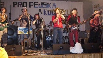 Kapi&scaron;to na koncertě v Lounech Zdroj: Archiv kapely Kapi&scaron;to