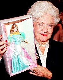 Autorka panenky Barbie Ruth Handler, Zdroj: lessignets.com