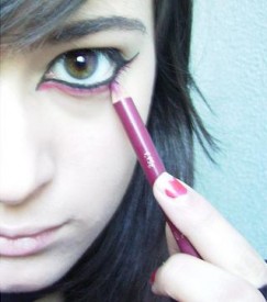 Zdroj: new-emo-hairstyle.blogspot.com