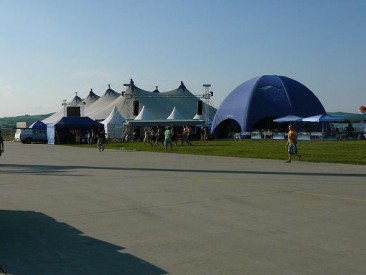 Osudný stan na začátku festivalu Pohoda 2009, Foto: Martin Peška