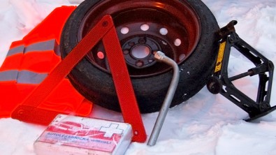 FOTO: Povinná výbava auta