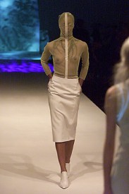 Lond&yacute;nsk&yacute; n&aacute;vrh&aacute;ř Tristan Webber, Zdroj: style.com