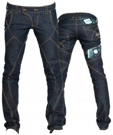 Dž&iacute;ny z kolekce 06/07, Zdroj: chatty.cz