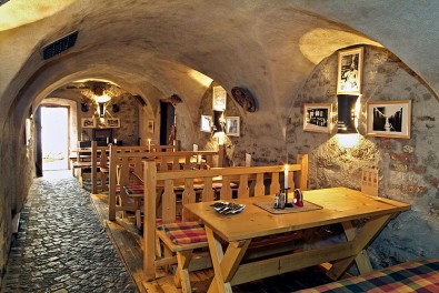 Ma&scaron;tal restaurace Česk&yacute; Krumlov 2, Zdroj: satlava.cz