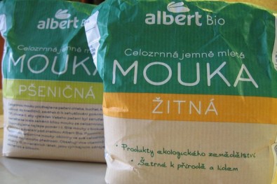 Celozrnn&aacute; mouka, Zdroj: Eva M&aacute;cov&aacute;, Topzine.cz