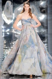 Elie Saab, kolekce jaro/léto 2010, Zdroj: style.com