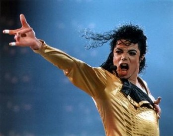 Michael Jackson Nesmrtelný Michael Jackson Zdroj: usafricaonline.com