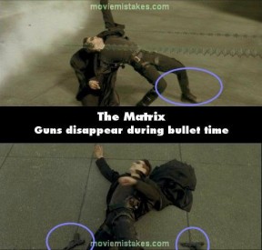 Mizící pistole, zdroj: moviemistakes.com