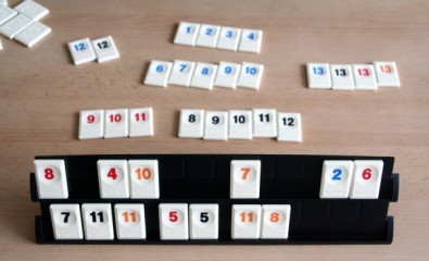 Rummikub - rozehraná hra z pohledu hráče, Foto: Dušan Takáč, Topzine.cz