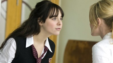 Zoe dělá kuk!, Zdroj: SyFy