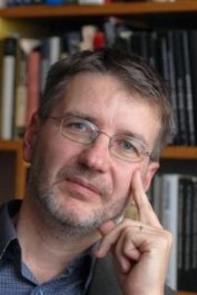 Jiří Trávníček Jiří Trávníček Zdroj: slovnikceskeliteratury.cz