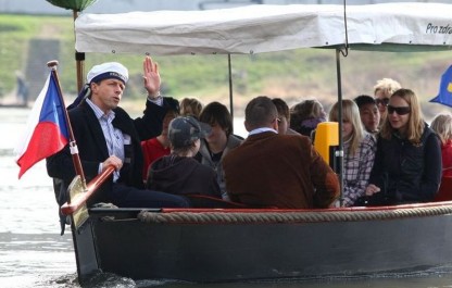 Pražsk&eacute; př&iacute;vozy Pavel B&eacute;m, Zdroj: prazskeprivozy.cz