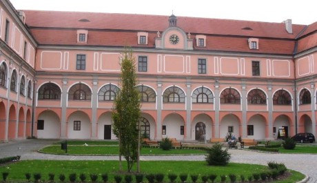 FOTO: zámek žerotínů