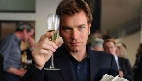 Muže ve stínu si zahrál Ewan McGregor. Zdroj: H.C.E.