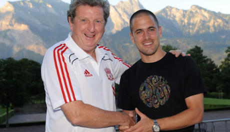 FOTO: Joe Cole přestupuje do FC Liverpool
