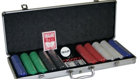 Kufř&iacute;k na poker