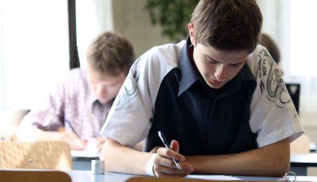 Studenti při zkoušce FOTO: Studenti