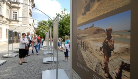 FOTO: V&yacute;stava Afganist&aacute;n