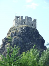 FOTO: Trosky, věž Baba