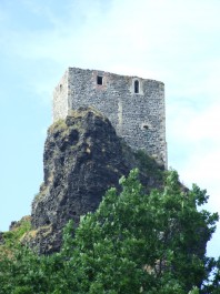 FOTO: Trosky, věž Panna