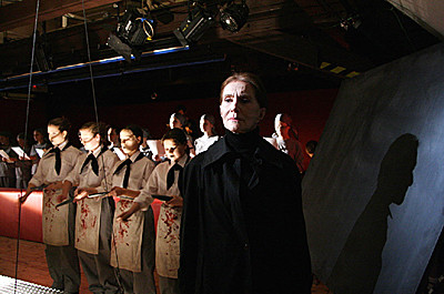 FOTO: Soňa Červená v představení Zítra se bude...