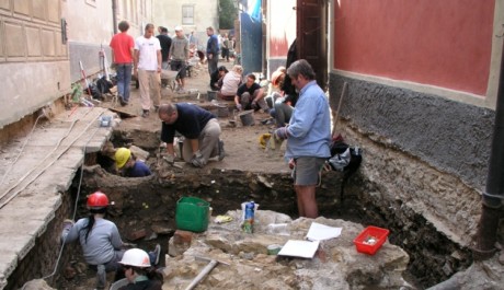 FOTO: Archeologický výzkum v roce 2010