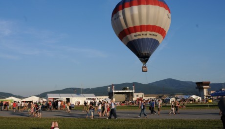 FOTO: Festival Bažant pohoda se koná na trenčínském letišti 