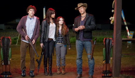 FOTO: Jesse Eisenberg, Emma Stone, Abigail Breslin a Woody Harrelson ve filmu Zombieland.  Zdroj: Falcon