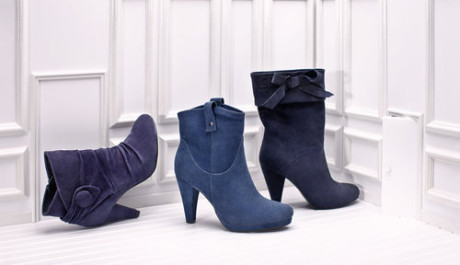 FOTO: Kotníčkové semišové boty