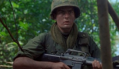 Četa FOTO: Charlie Sheen v Četě