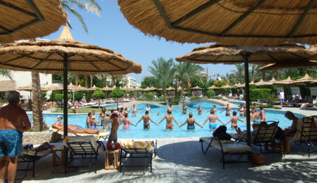 FOTO:Aqua aerobic jako součást animačních programů v Egyptě