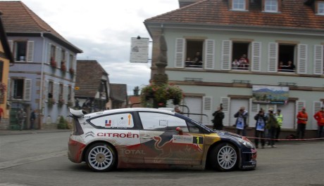 Vítěz závodu a novopečený mistr světa v rally Sebastian Loeb