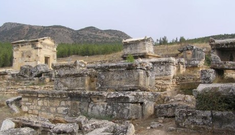 FOTO: Nekropole v Hierapolis