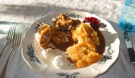 FOTO: Tradiční večeře na Den díkůvzdání