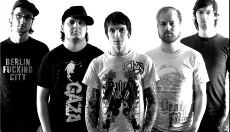 FOTO: War From A Harlots Mouth