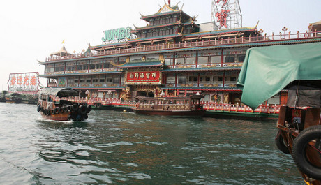 FOTO: Plovoucí restaurace Jumbo Kingdom