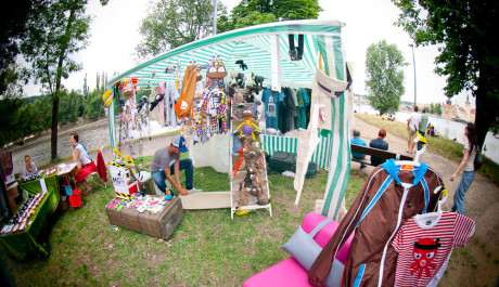 Code:Mode na Střeleckém ostrově - léto 2010 FOTO: Code:Mode na Střeleckém ostrově - léto 2010