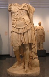 FOTO: Torzo sochy císaře Hadriána