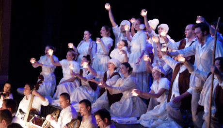 FOTO: Adventní koncert v Divadle Antonína Dvořáka