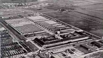 Foto: Pohled areal KL Dachau z r. 1942