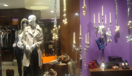 FOTO: Obchod Plain Vanilla v Dr&aacute;žďanech 